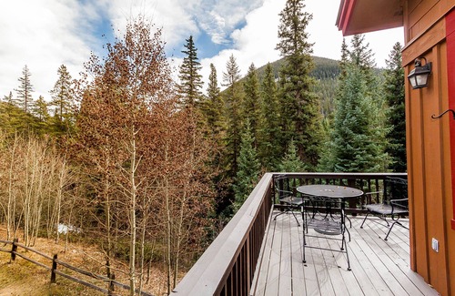 Keystone Condo | Keystone Condo w/Spacious Deck and Gorgeous Views, On-Site Shuttle Stop!