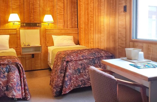 Valdez Hotel | Keystone Hotel