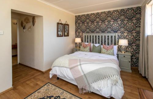 Himeville House | Khanyeni