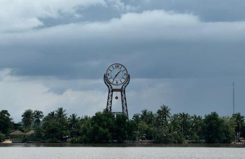 Kampot Resort | Khmer Bungalow