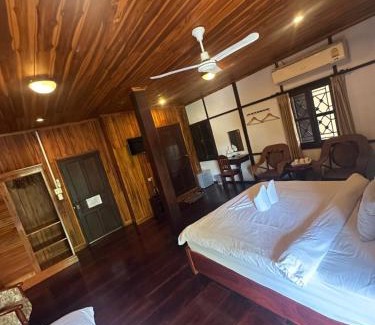 Luang Prabang House | KhounPhet GuusetHous Luangprabang