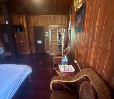 Luang Prabang House | KhounPhet GuusetHous Luangprabang