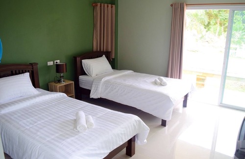 Tha Mai Hotel | Khowbuysi View Resort