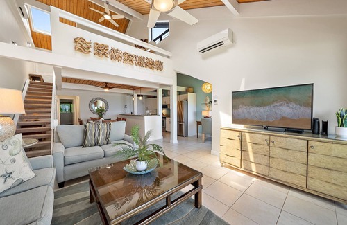 Kahana Condo | KHV 34 Spectacular Direct Ocean Front Views from the 2nd Floor at this 2BD Kahana Maui Condo