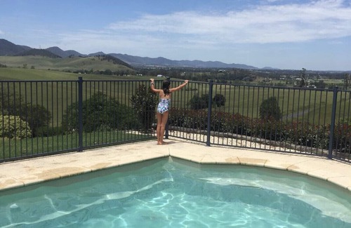 Kia Ora House | Kia Ora Lookout Retreat