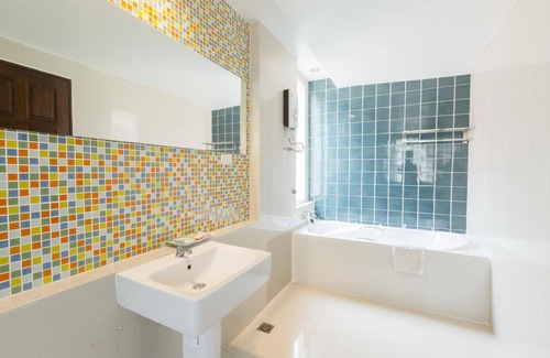 Ban Phe Hotel | Kiang Talay Resort