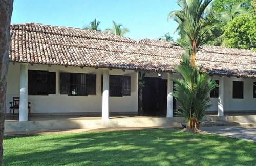 Kathaluwa Villa | Kibbulagala Watte Villa
