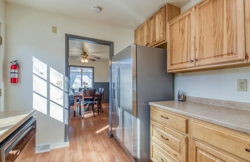 Fruita House | Kick Aspen: Hot Tub, BBQ & Cozy Dog-Friendly Stay