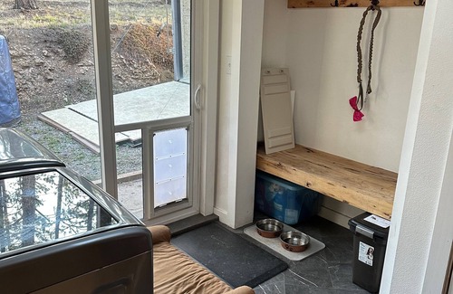 Evergreen House | Kid and Dog Friendly Private Family Mountain Retreat with Great WiFi and Cell