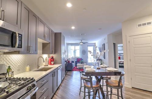 North Scottsdale Apartment | Kierland Oasis - King Bed - Pool - Free Parking G2047