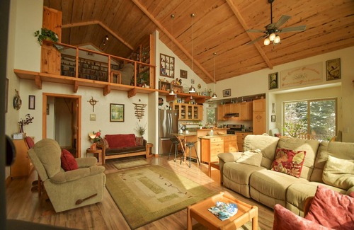 Fritz Creek Condo | Kilcher Family Historic Homestead - Northgate Haus - Adventure or Relax