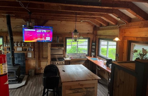 St. Johnsbury Cabin | Kilimanjaro Cabin @ Basecamp, sleeps 4