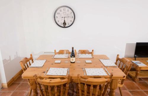 Kilkee House | Kilkee Townhouse by Trident Holiday Homes
