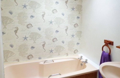Ballina Apartment | KILTARTAN HOUSE 2B, family friendly in Ballina, County Mayo