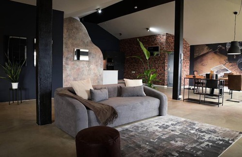 Schwetzingen Apartment | KiMMCo Loft
