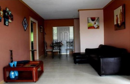Gordon Town Villa | Kimochii Villa