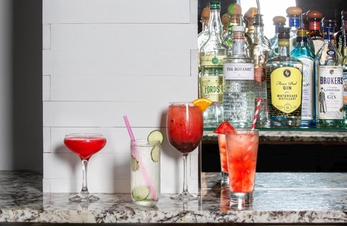 Gateway District Hotel | Kimpton Schofield Hotel by IHG