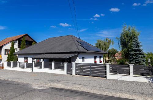 Sarospatak Apartment | Kincső Vendégház