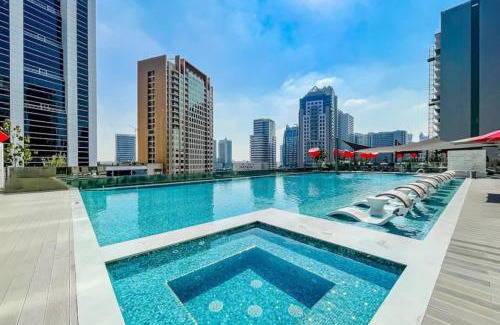 Al Quoz Apartment | kinda Holiday Homes- Mag 318 Downtown