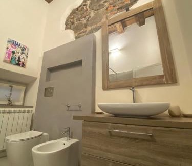 Arona Apartment | Kindness art apartment in historic center