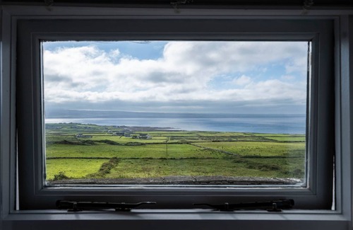 Liscannor House | Kineilty (Kathy's) Cottage - Breathtaking Sea Views!