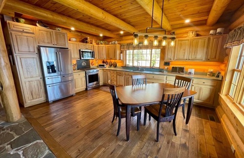 Northeast Somerset Cabin | Kineo Northstar - Private Lakefront Retreat