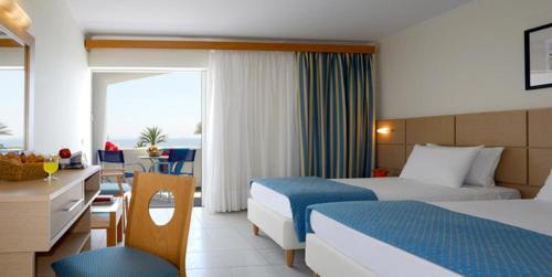 Kineta Resort | Kinetta Beach Resort and Spa