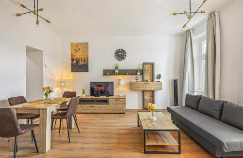 Himmelpfortgrund Apartment | King bed free parking fast wifi pet friendly