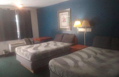 Livingston Apartment | King Bed Hotel Studio 102