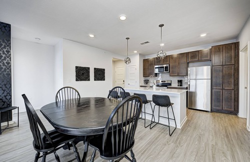 Fishers Apartment | KING BED/QUEEN BED - 2BED/2BTH