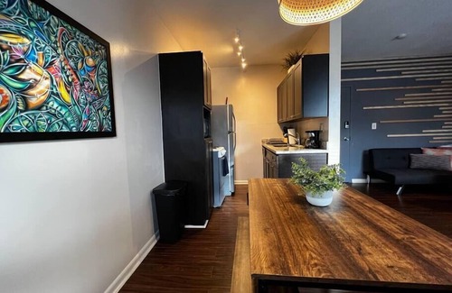 Little Haiti Apartment | King Bed studio Near Wynwood