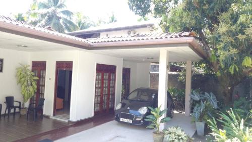 Rambukkana House | King Elephant, Homestay Pinnawala