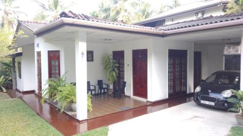 Rambukkana House | King Elephant, Homestay Pinnawala