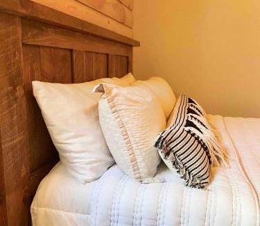 Necedah House | King's Castle - Lake Cabin with Beach, Dock, Kayaks, Game Rm and Bar