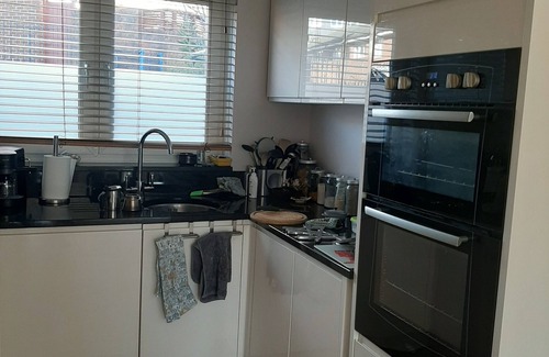 Angel Apartment | King's Cross - the perfect central venue for exploring London and beyond!