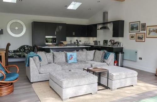 Farndon House | Kingfisher Chalet