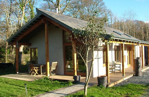 Downpatrick Cottage | Kingfisher Cottage, idylic riverside location