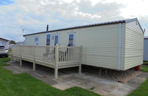 Ingoldmells Apartment | Kingfisher : Seabreeze:- 6 Berth, Enclosed veranda, Close to site shop