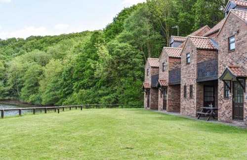 Ruswarp House | Kingfisher View