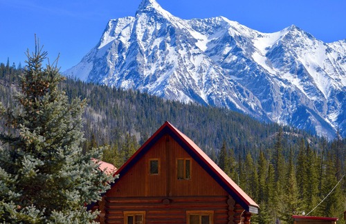 Golden Cabin | Kingmik Chalet - west gate of YOHO National Park