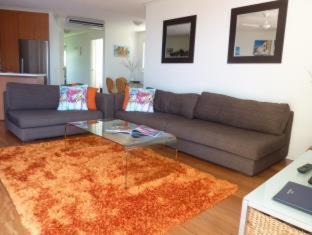 Kings Beach Apartment | Kings Bay Apartments