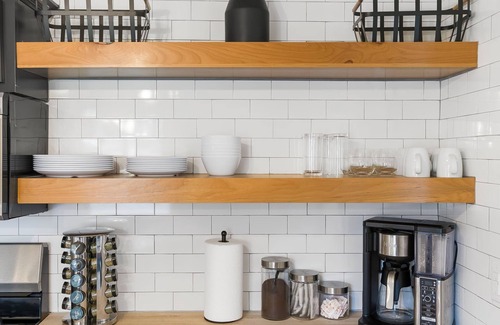 Joplin House | Kings, Kitchens & Comfort In Modern Cedar Home