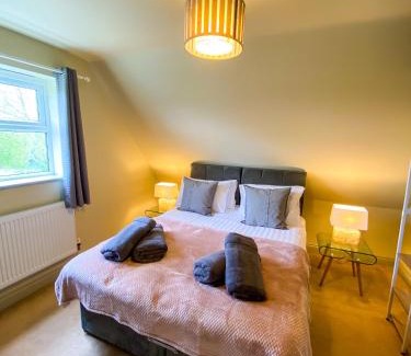 Huntingdon House | Kings Quarters Boutique Rooms