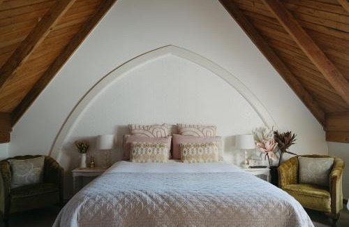 Pareora Bed & Breakfast | Kingsdown Manor B&B Timaru