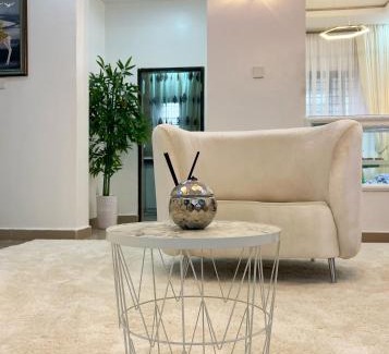 Orozo Apartment | Kingskid Apartment