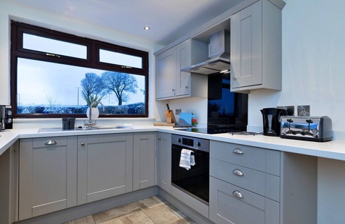 Foxt Cottage | Kingsley Hollows Cottage