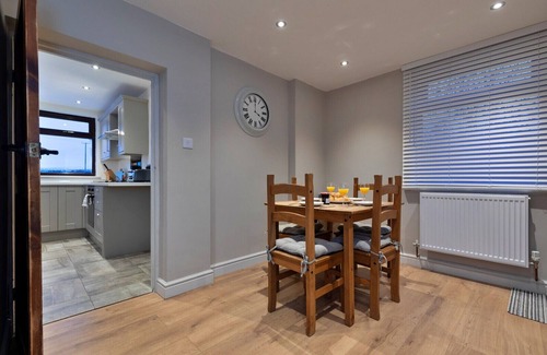 Foxt Cottage | Kingsley Hollows Cottage