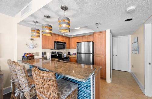 Arcadian Shores Condo | Kingston S Hampton 1110 Oceanfront w/Pool/Beach