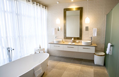 Kinloch Cabin | Kinloch Manor & Villas