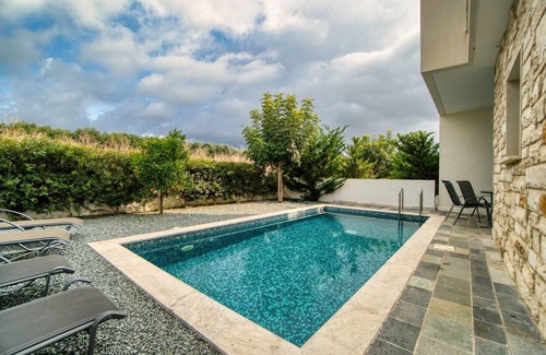 Emba Villa | Kinyras 1 Villa 7 - Three Bedroom Villa, Sleeps 6